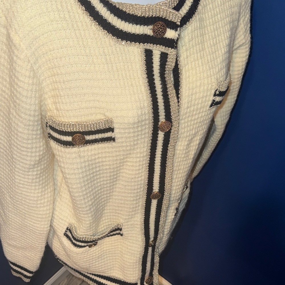Cream & Black Waffle Knit Cardigan Sweater – Size Small - Picture 8 of 13